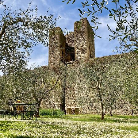 Monteriggioni Castello Villa Exterior photo