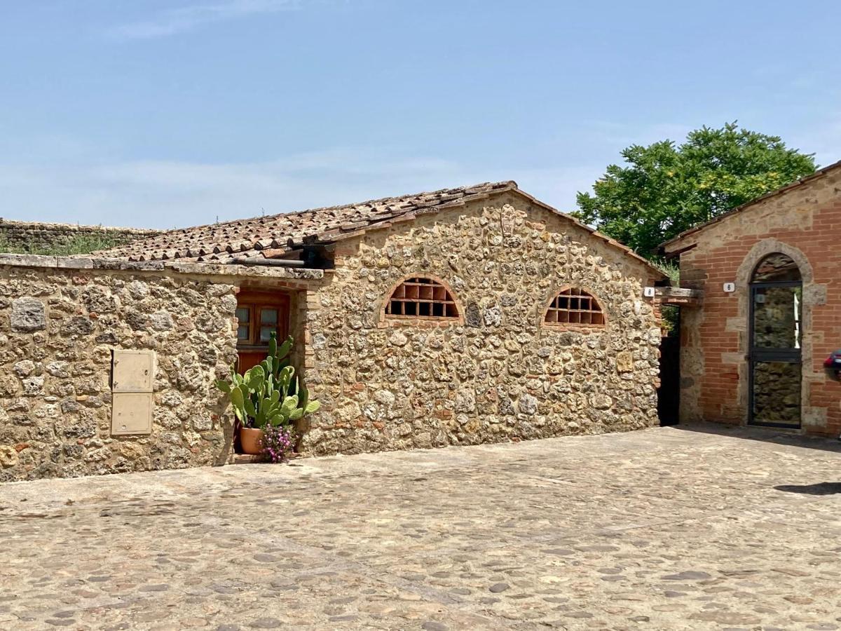 Monteriggioni Castello Villa Exterior photo