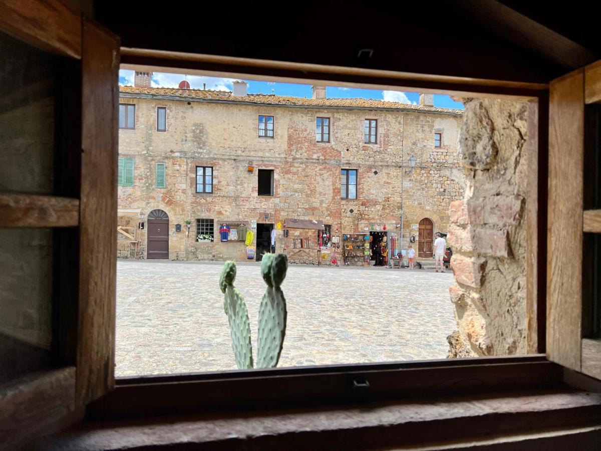 Monteriggioni Castello Villa Exterior photo
