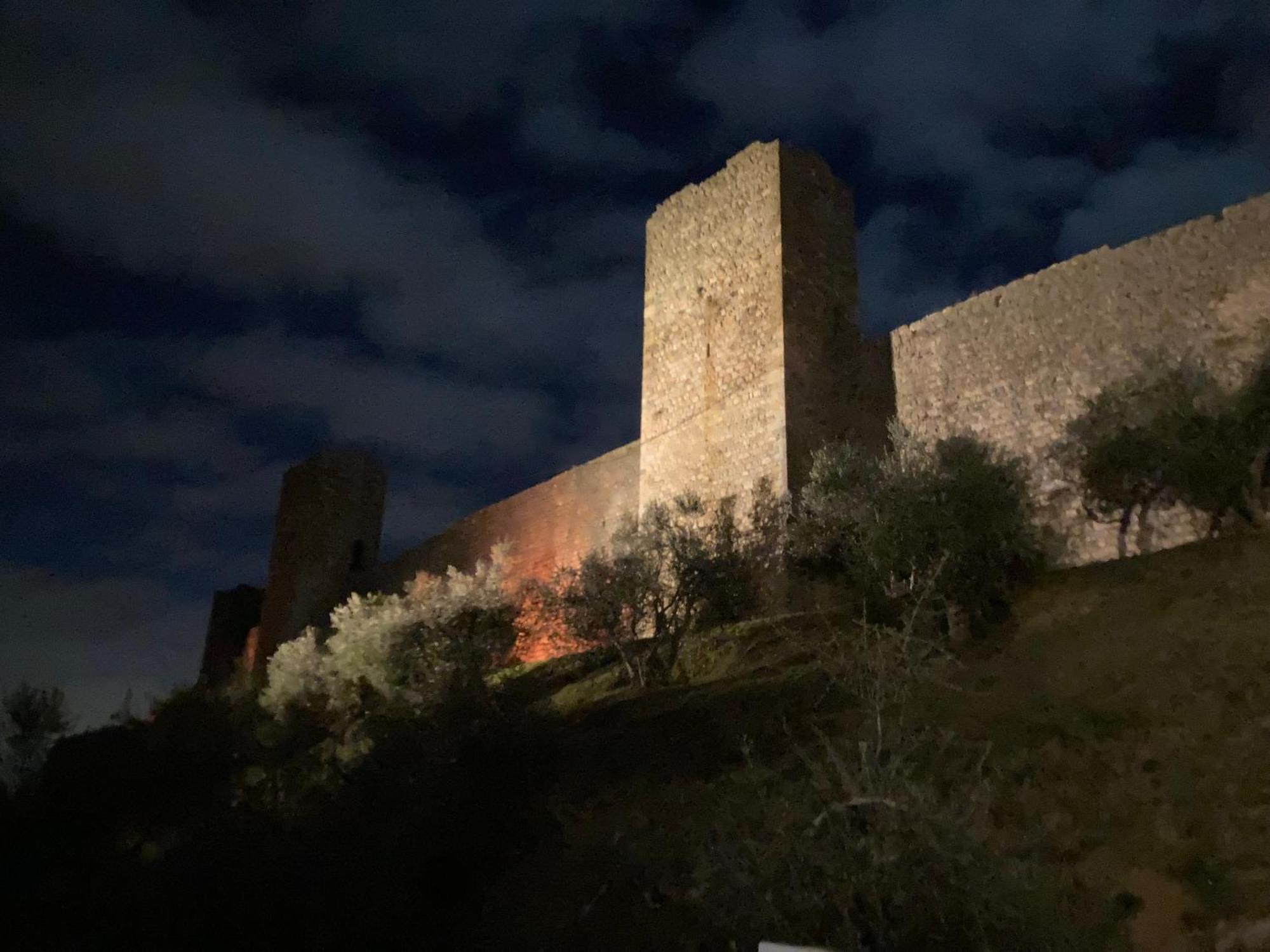 Monteriggioni Castello Villa Exterior photo